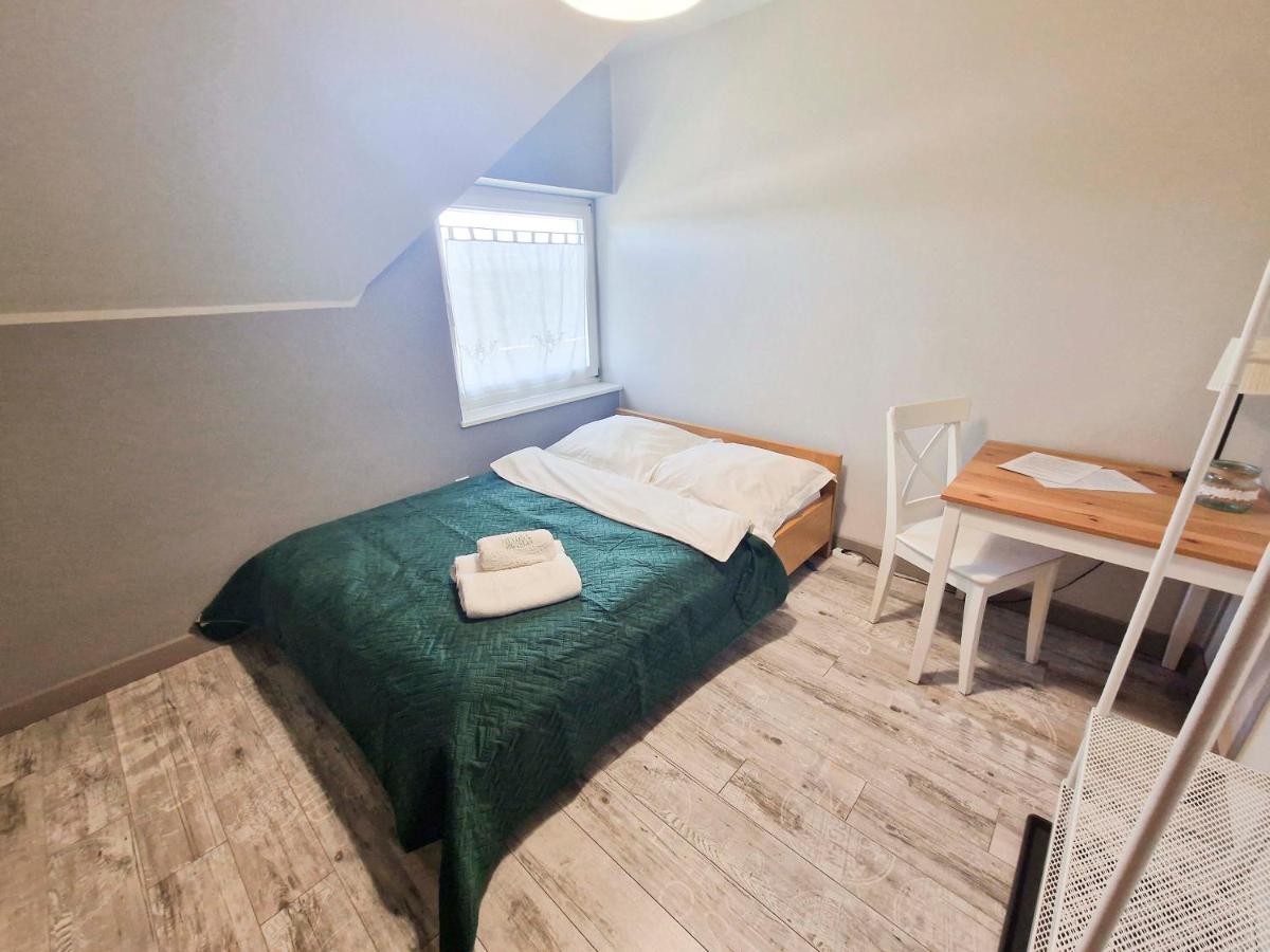 Zielona Przystan Hotel Manasterz Екстериор снимка
