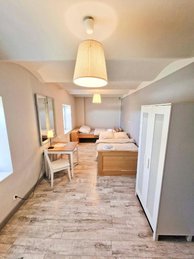 Zielona Przystan Hotel Manasterz Екстериор снимка