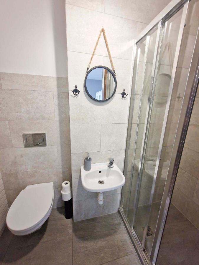 Zielona Przystan Hotel Manasterz Екстериор снимка