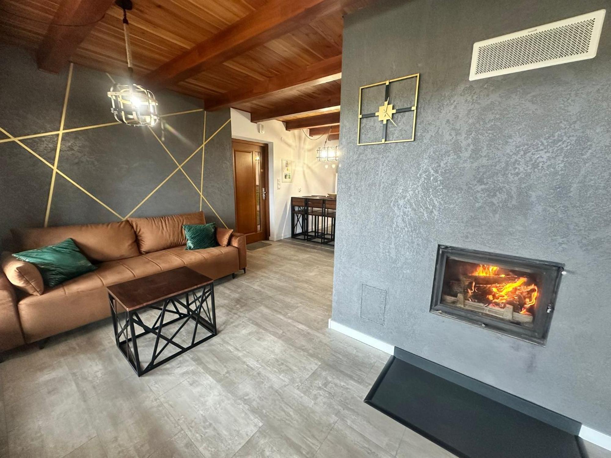 Zielona Przystan Hotel Manasterz Екстериор снимка