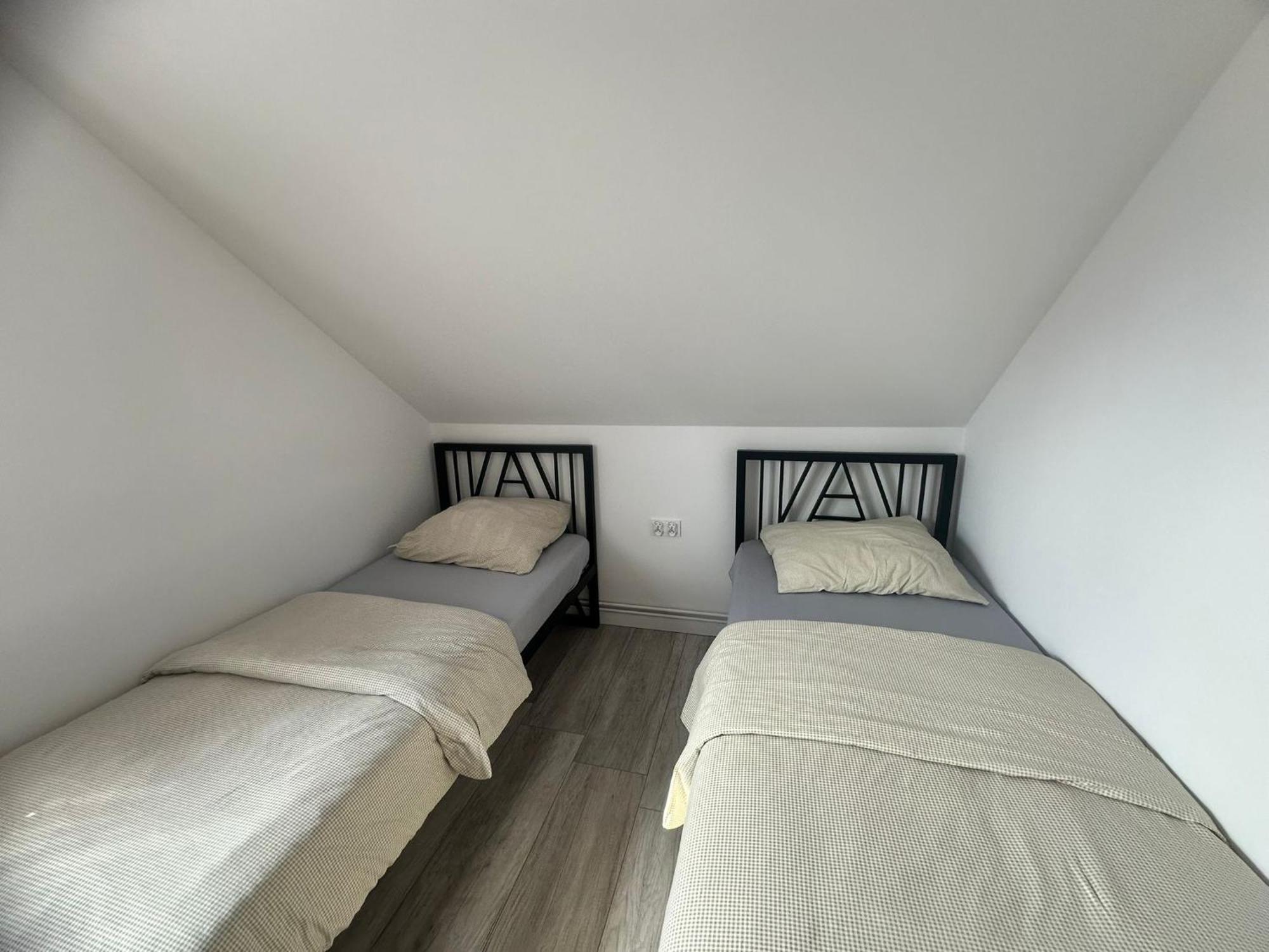 Zielona Przystan Hotel Manasterz Екстериор снимка