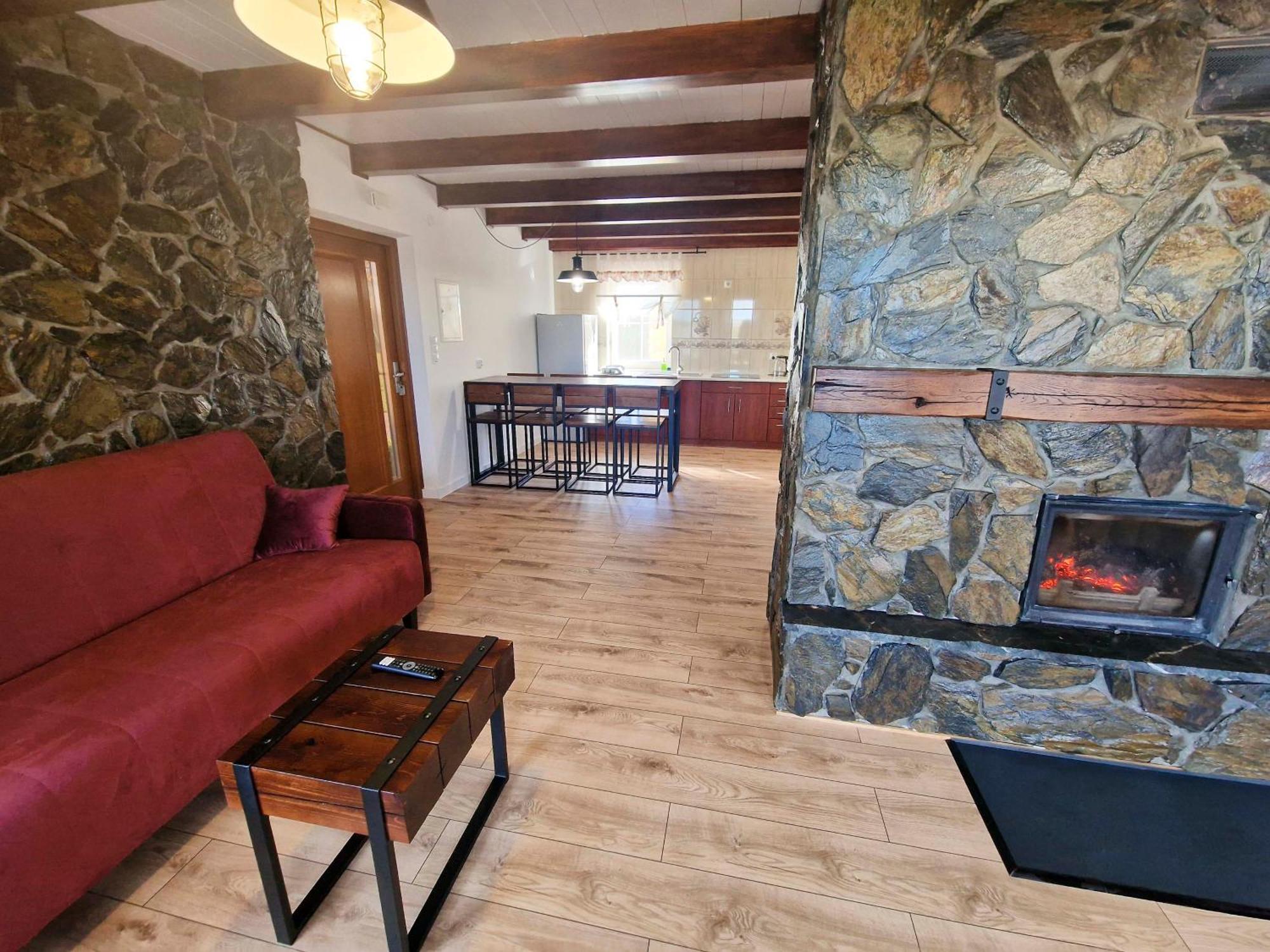 Zielona Przystan Hotel Manasterz Екстериор снимка