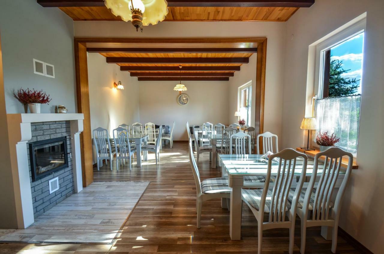 Zielona Przystan Hotel Manasterz Екстериор снимка