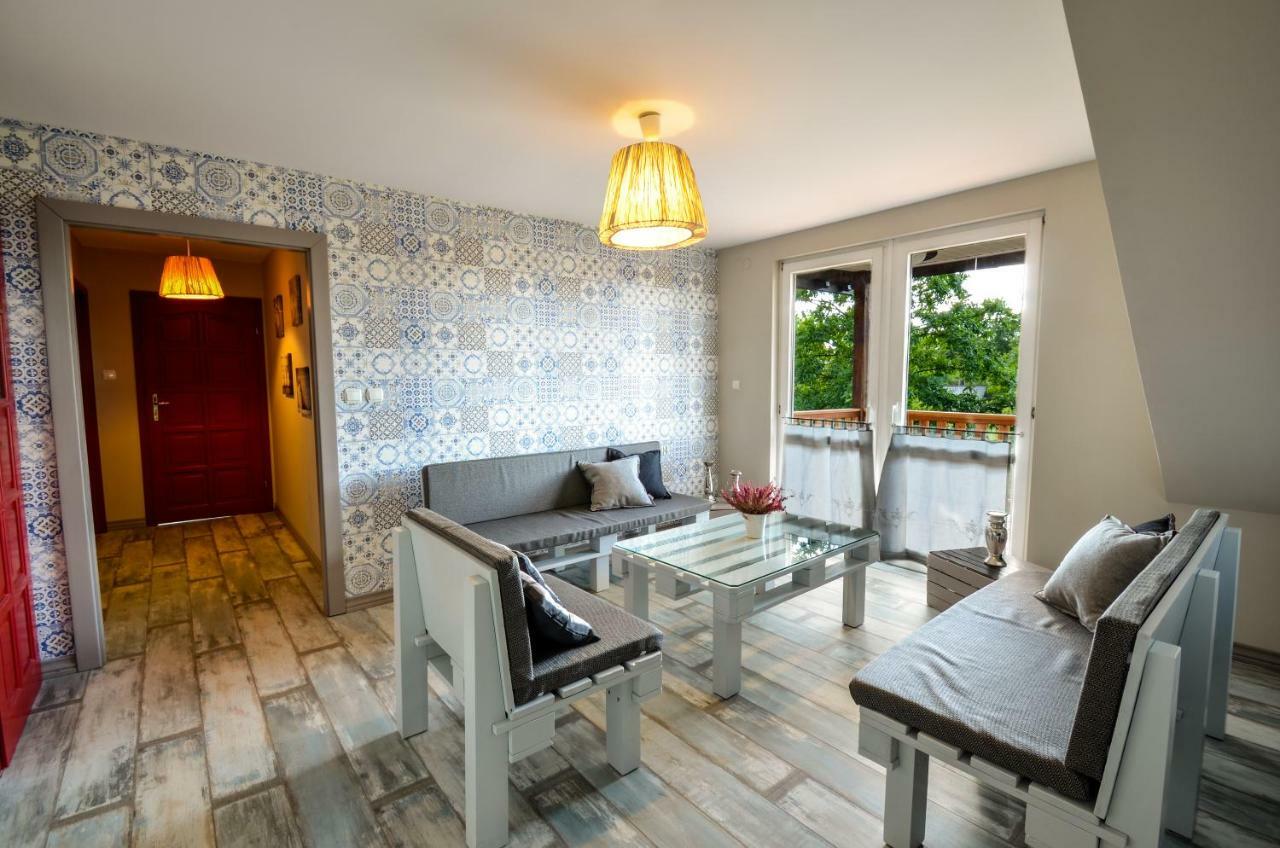 Zielona Przystan Hotel Manasterz Екстериор снимка