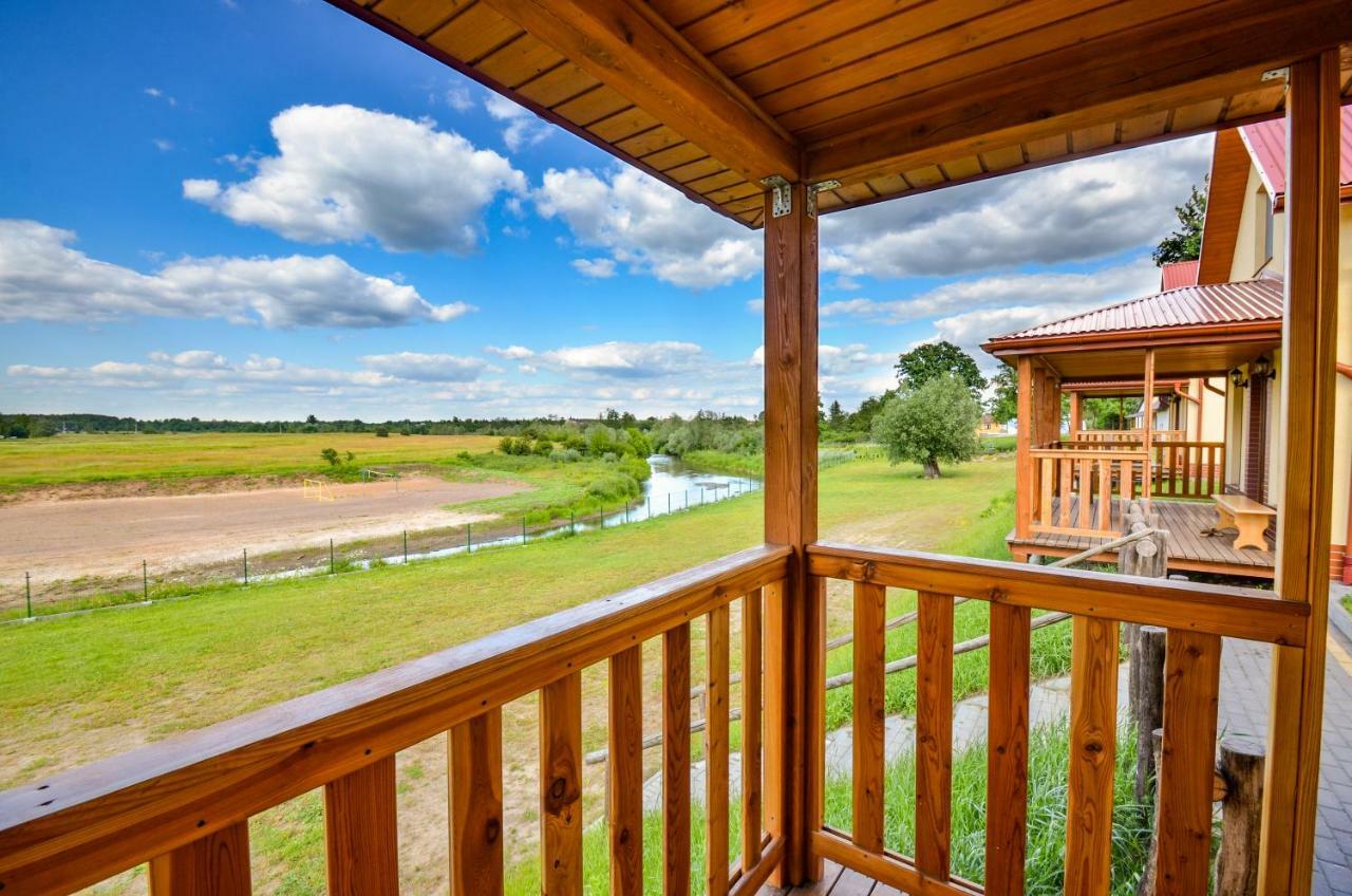 Zielona Przystan Hotel Manasterz Екстериор снимка