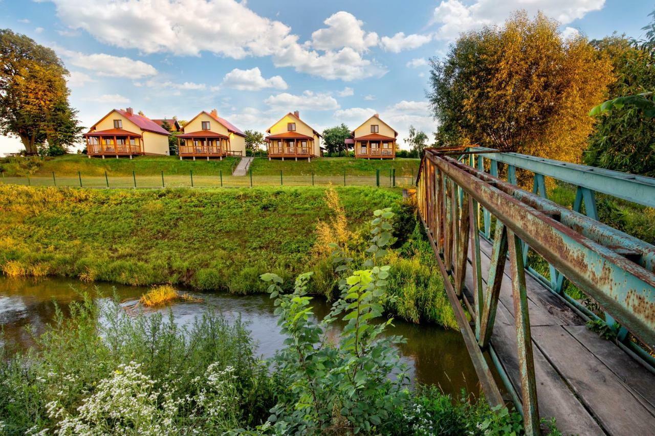 Zielona Przystan Hotel Manasterz Екстериор снимка